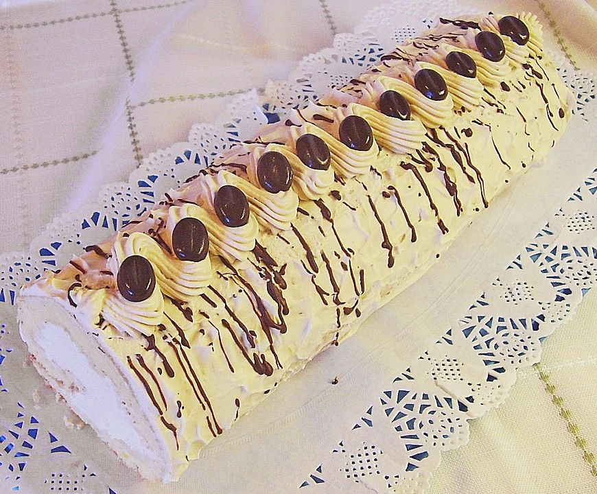 Photo of Biskuitrolle mit Kaffeecreme