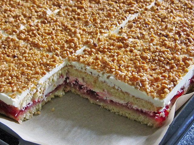 Photo of Frankfurter Kranz Schnitten