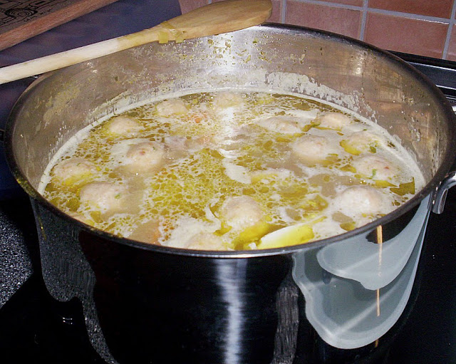 Photo of Omas Hühnersuppe