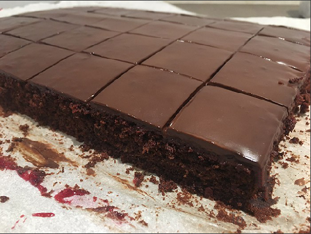 Photo of Saftiger Schokoladenkuchen