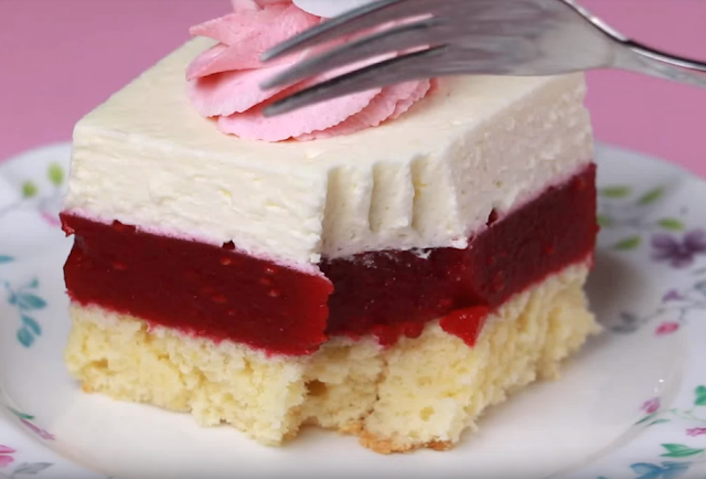 Photo of Himbeerschnitten