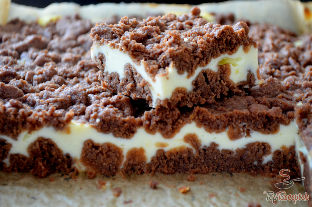 Photo of Streuselkuchen mit Quark und sauerer Sahne