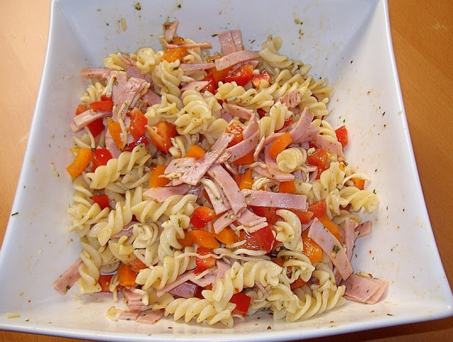Photo of Paprika Nudelsalat