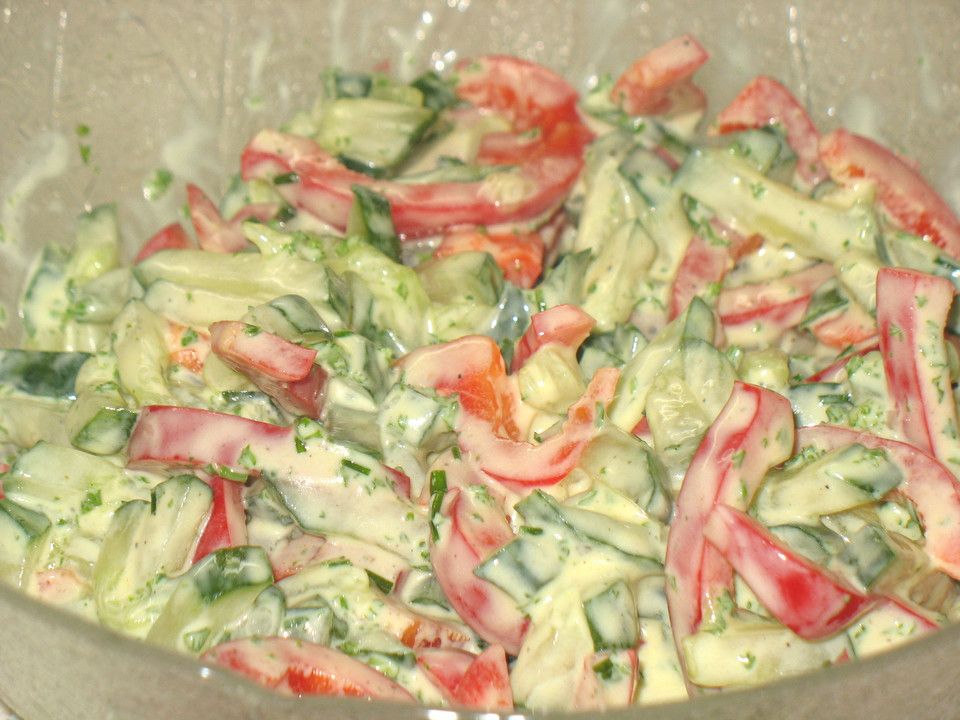 Photo of Paprika Gurken Salat mit Joghurt Senf Dressing