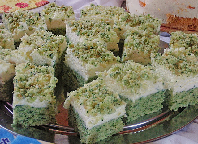 Photo of Süßer grüner Spinatkuchen