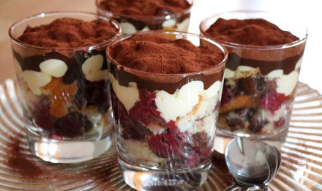 Photo of Donauwellen Dessert