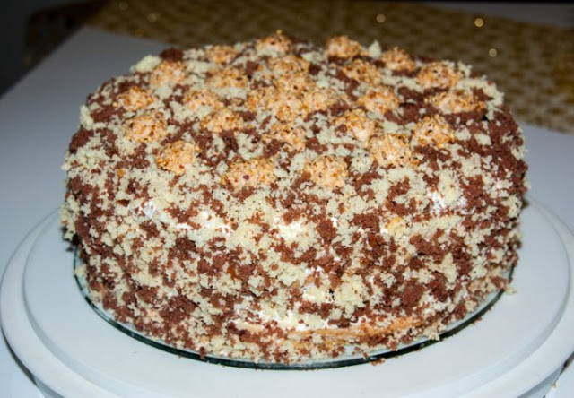 Photo of Krümeltorte mit Giotto Lockerer Schicht Biscuit mit Schmandcreme
