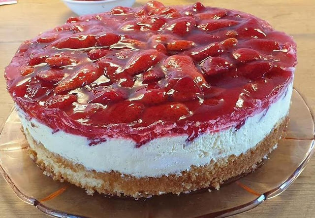 Photo of Erdbeerkuchen