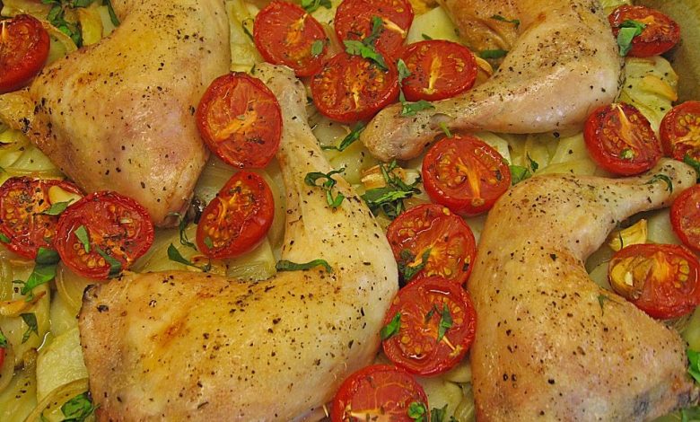 Photo of Knusprige Hähnchenschenkel mit Tomaten und Knoblauch