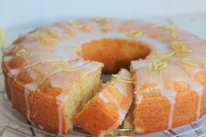 Photo of Zitronen-ButtermilchKuchen