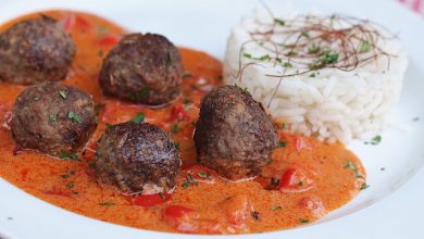 Photo of Fleischbällchen mit Paprikasoße