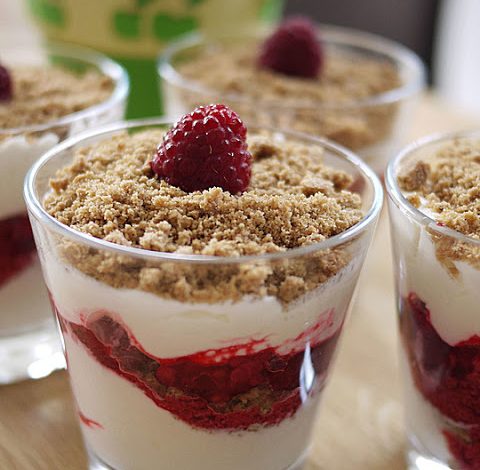 Photo of Himbeerdessert mit Spekulatius