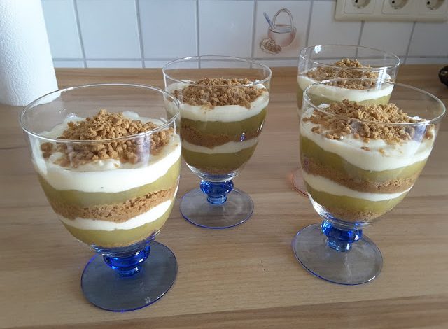 Photo of Weihnachtliches Apple Trifle