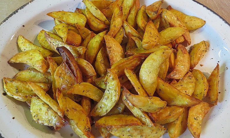 Photo of Fettarme Kartoffelspalten aus dem Ofen