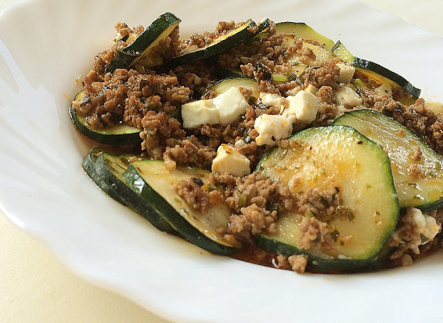 Photo of Griechischer Zucchini Auflauf mit Feta
