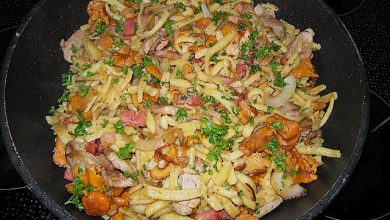 Photo of Spätzlepfanne mit Pfifferlingen, Speck und Filetspitzen