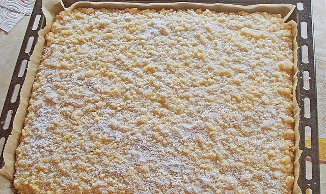 Photo of Schneller streuselkuchen vom blech mit 10 minuten zubereitung !