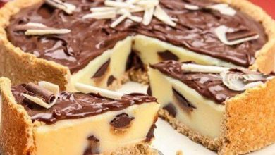 Photo of Käsekuchen mit kinderriegel & vanillepudding