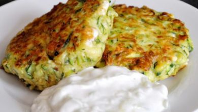 Photo of Zucchinipuffer mit feta und tzatziki, zum eintunken !