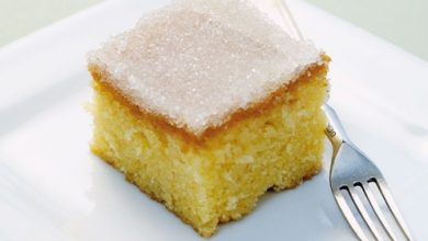 Photo of Zitronenkuchen mit knuspriger Zuckerkruste