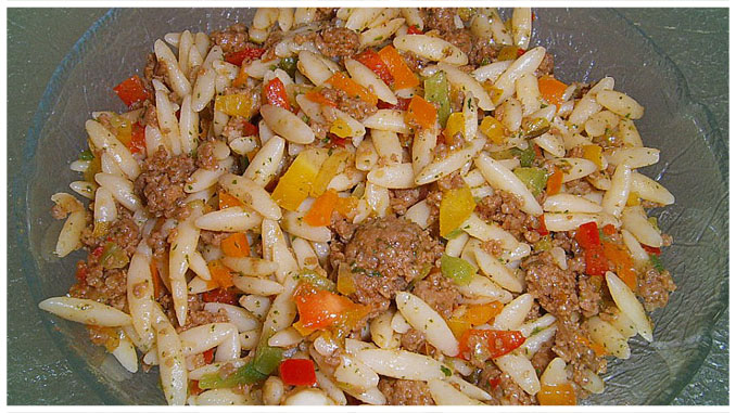 Photo of Kritharaki salat mit hackfleisch, der süchtig macht