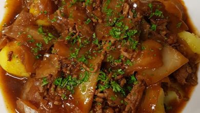 Photo of Schichtkohl oder schmorkohl mit salzkartoffeln