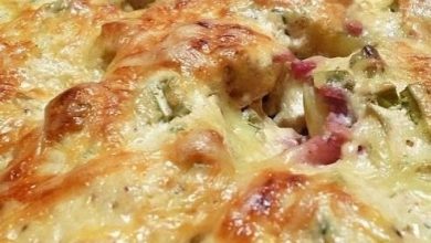 Photo of BELEGTE OFENKARTOFFELN – PELLKARTOFFELN MIT SPECK, SCHMAND UND KÄSE ÜBERBACKEN