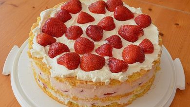 Photo of ERDBEER – MARZIPANTORTE
