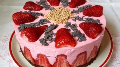 Photo of ERDBEER – JOGHURT – SAHNE – TORTE