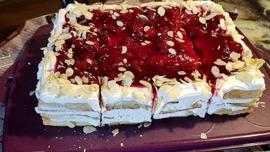 Photo of Waffeltorte mit Roter Grütze