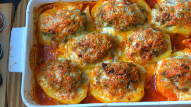 Photo of Gefüllte Kartoffeln mit Hackbällchen in Tomatensoße