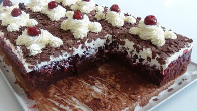 Photo of Schwarzwälder Puddingkuchen auf dem Blech