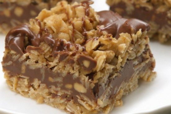 Photo of Leckere Schoko-Schnitte mit Haferflocken ohne backen