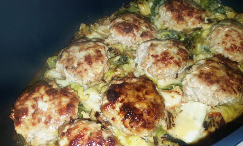 Photo of Bulettentopf mit Wirsing