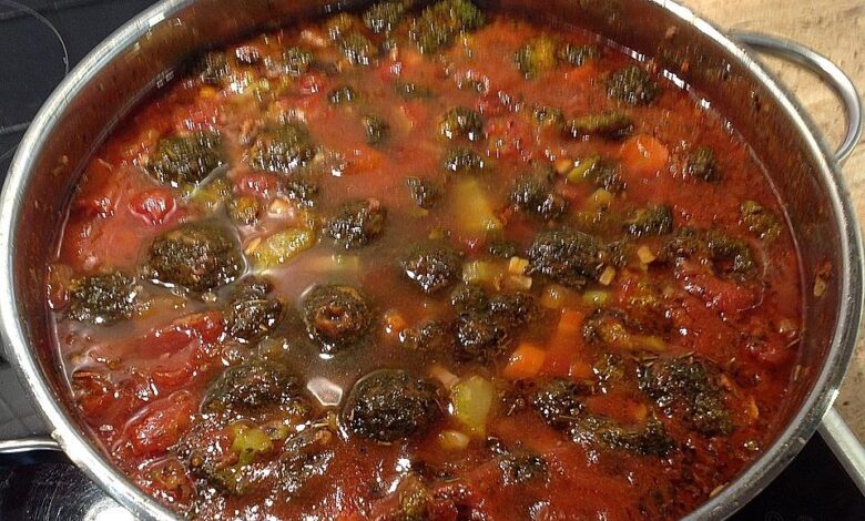 Photo of Würziger eintopf mit hack, brokkoli, möhren und speck