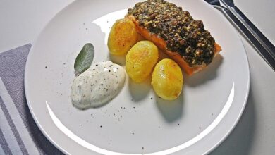 Photo of Lachs mit parmesan-kräuter-walnuss-kruste