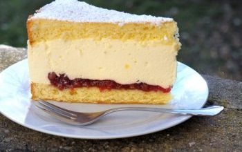 Photo of Preiselbeer-Käsesahnetorte