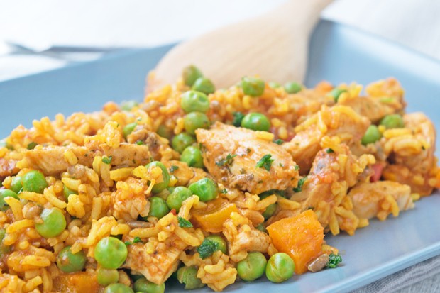 Photo of Paella mit huhn und gemüse