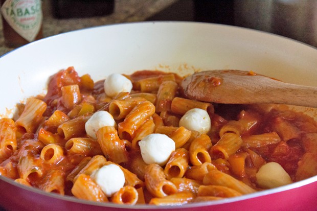 Photo of One pot pasta mit mozzarella