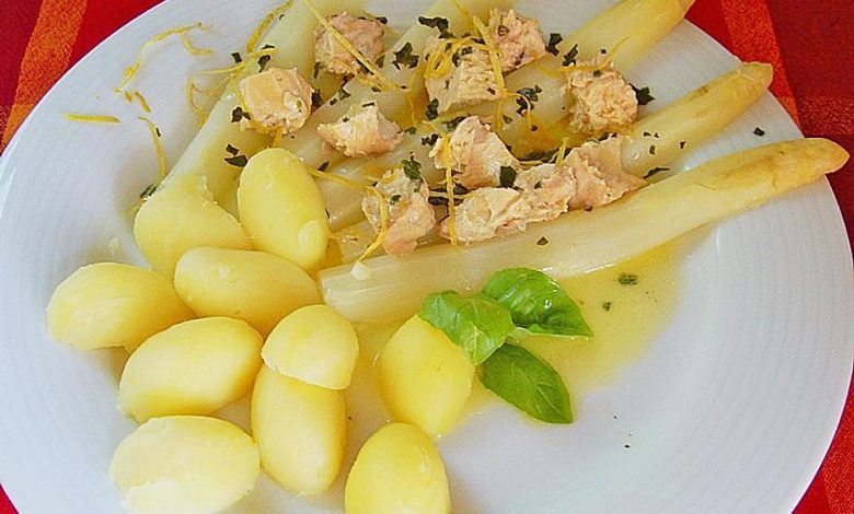 Photo of Spargel mit Lachs und Zitronenbutter