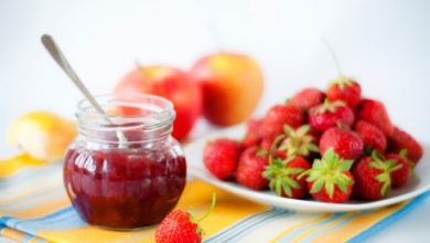 Photo of Dunkelrote erdbeermarmelade