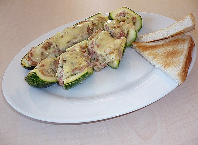 Photo of Gefüllte zucchini