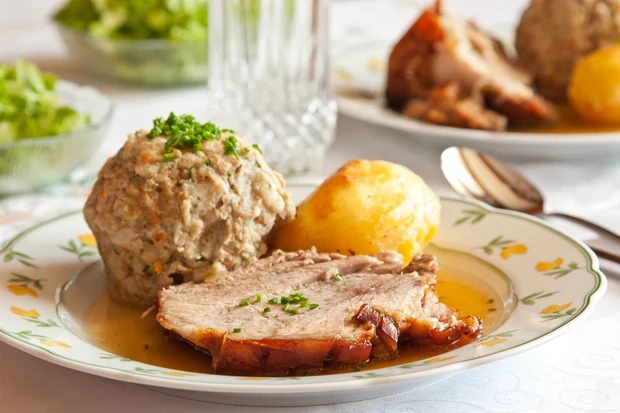 Photo of Schweinsbraten mit knödel