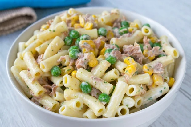 Photo of Thunfischsalat mit nudeln