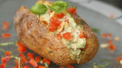 Photo of Ofenkartoffeln mit Avocado-Tomaten-Paprikacreme
