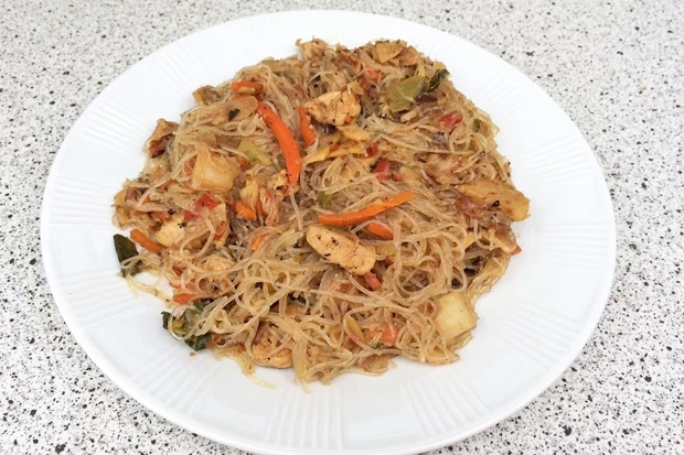 Photo of Wok-gemüse mit glasnudeln