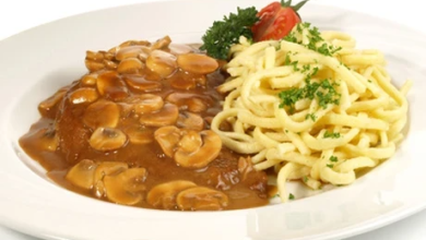 Photo of Jägerschnitzel