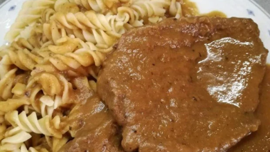 Photo of Saft-rindschnitzel mit hörnchen