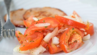 Photo of Tomatensalat mit zwiebeln