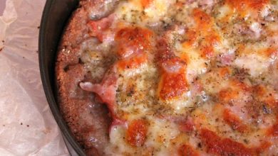 Photo of Kleiepizza mit Putenbrust und hellem Käse